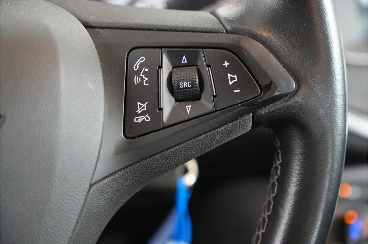 1.0 Edition | Airco | Cruise | Apple/Android |