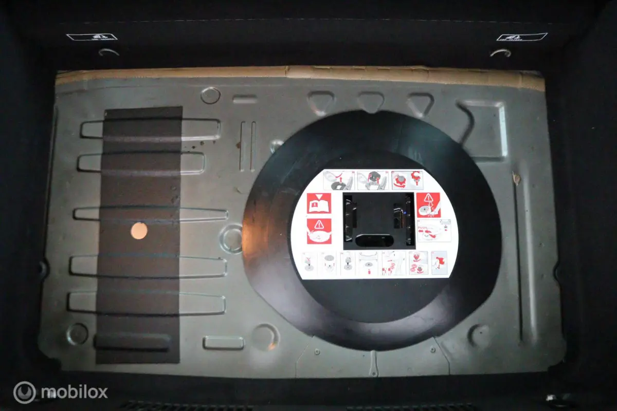 0.9 TCe Limited| Airco | Cruise Controle | Lichtmetaal | Parkeer sensoren | Navi | NETTE-STAAT