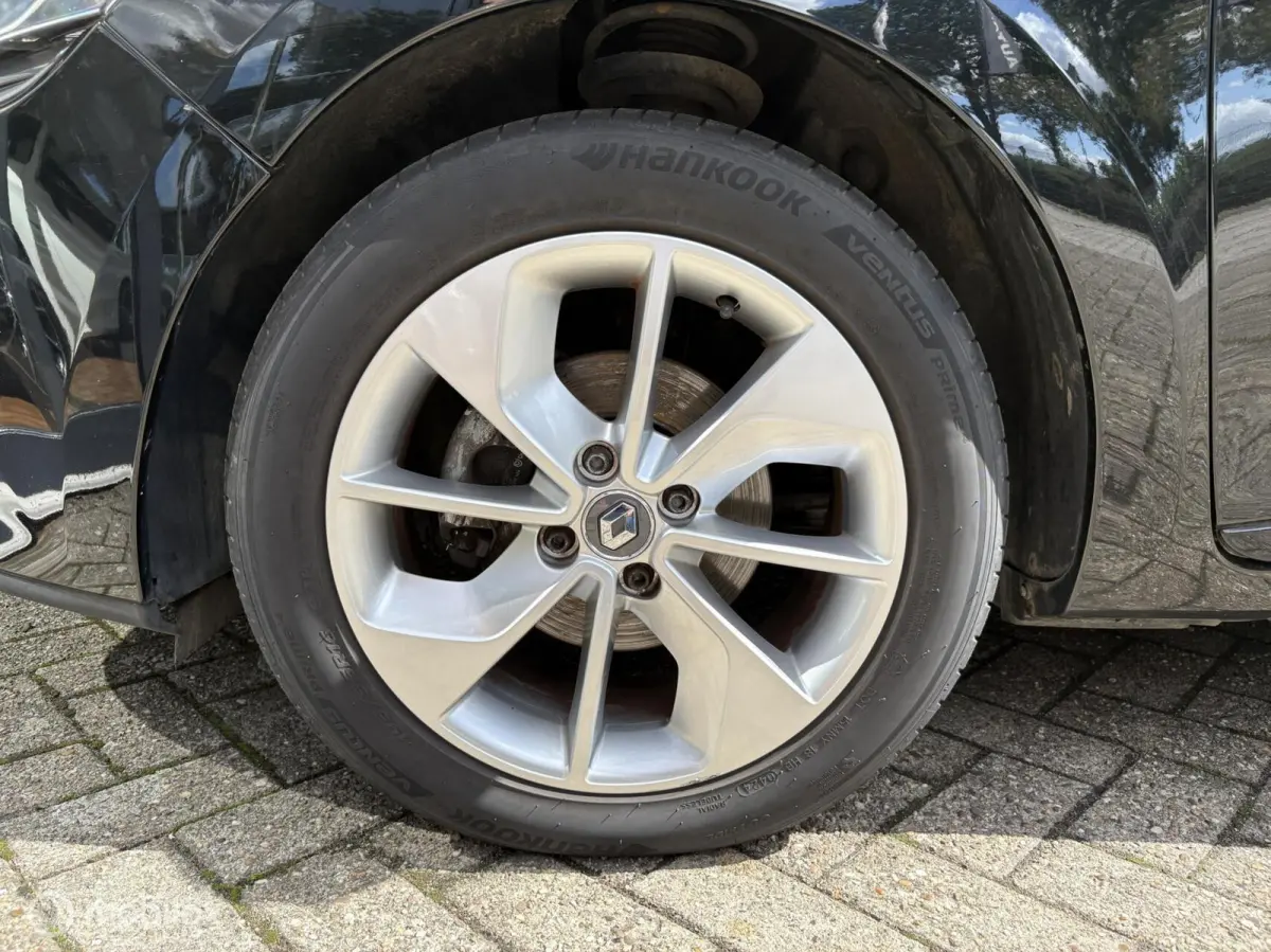 0.9 TCe Limited| Airco | Cruise Controle | Lichtmetaal | Parkeer sensoren | Navi | NETTE-STAAT