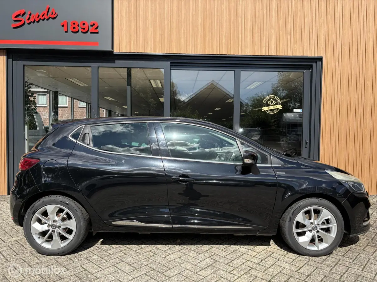 0.9 TCe Limited| Airco | Cruise Controle | Lichtmetaal | Parkeer sensoren | Navi | NETTE-STAAT