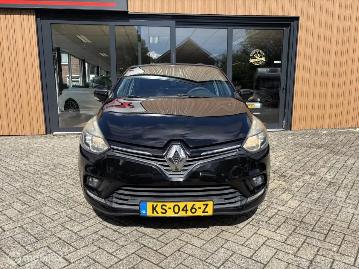 0.9 TCe Limited| Airco | Cruise Controle | Lichtmetaal | Parkeer sensoren | Navi | NETTE-STAAT