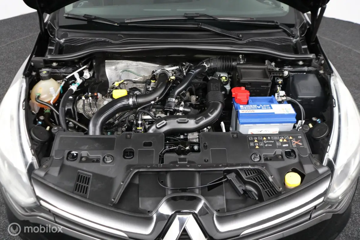 0.9 TCe Limited| Airco | Cruise Controle | Lichtmetaal | Parkeer sensoren | Navi | NETTE-STAAT