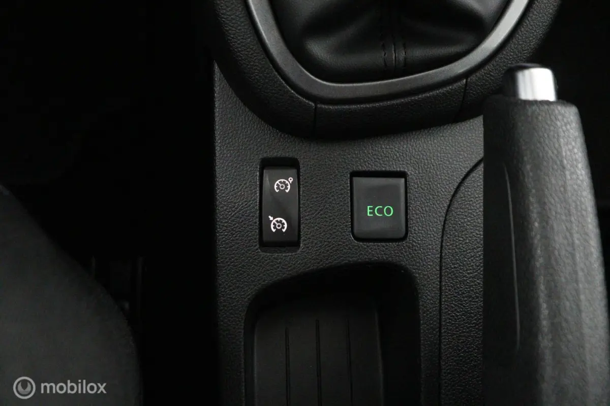 0.9 TCe Limited| Airco | Cruise Controle | Lichtmetaal | Parkeer sensoren | Navi | NETTE-STAAT