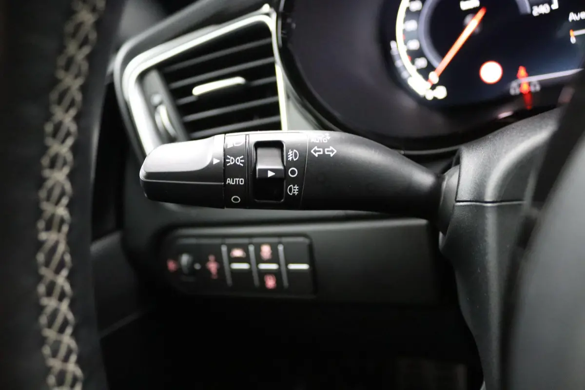 1.5 T-GDI GT-Line*AUTOM*ACC*ECC*LED*LEDER/ALCANTAR
