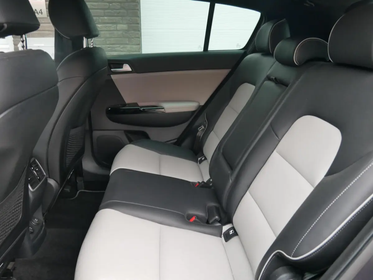 1.6 T-GDI 4WD GT-Line Pano| JBL| Camera| Leder