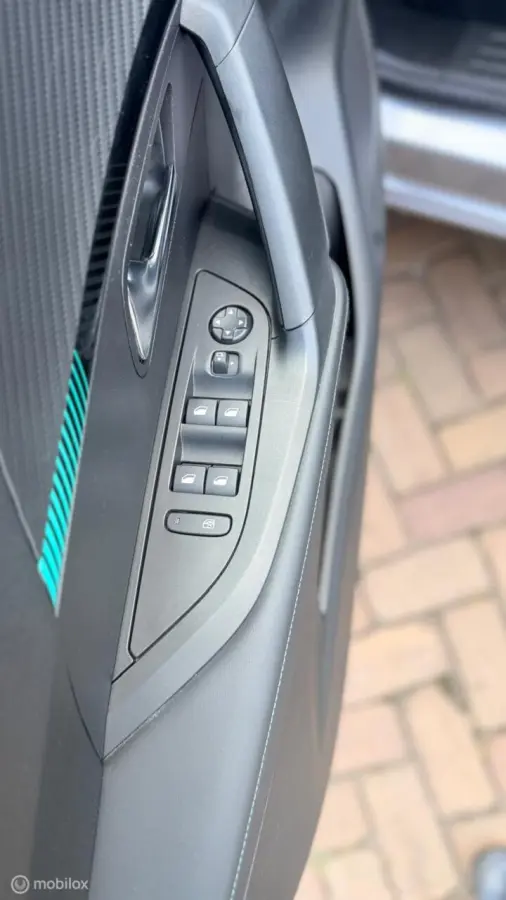 1.2 PureTech 130 Allure CAMERA | CARPLAY & NAVI