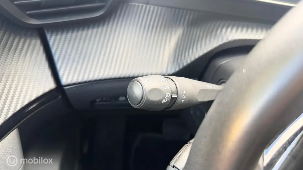 1.2 PureTech 130 Allure CAMERA | CARPLAY & NAVI