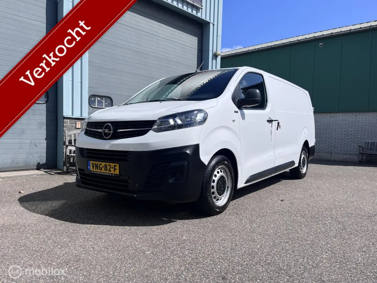 bestel 2.0 CDTI L3H1 Edition Laadruimte inrichting Airco Trekhaak 3 Zitplaatsen