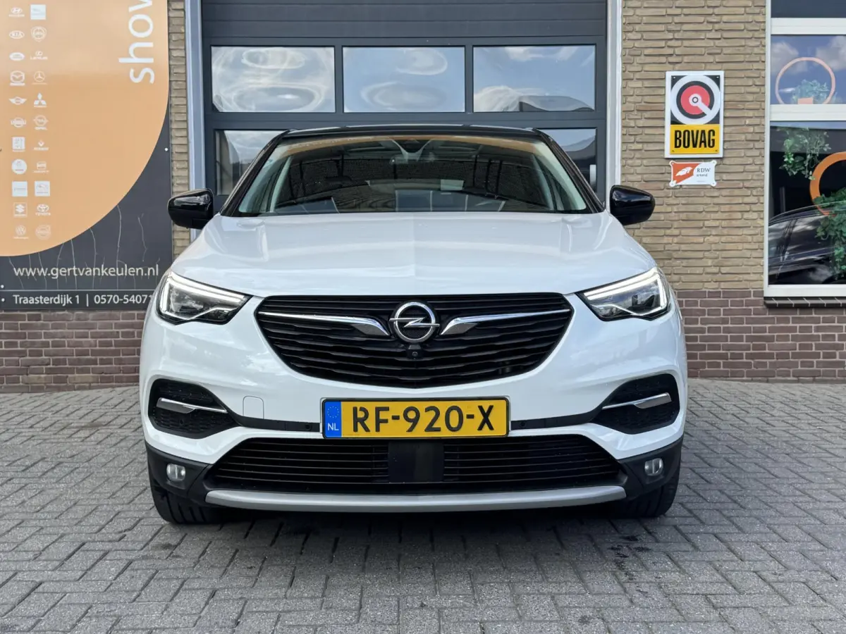 1.2 Turbo 130pk Ultimate LEER/PANODAK/CARPLAY/LED/TREKHAAK/NW. DISTRIBUTIE/NL-AUTO/FULL OPTIONS!