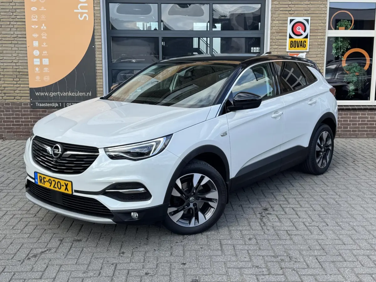 1.2 Turbo 130pk Ultimate LEER/PANODAK/CARPLAY/LED/TREKHAAK/NW. DISTRIBUTIE/NL-AUTO/FULL OPTIONS!