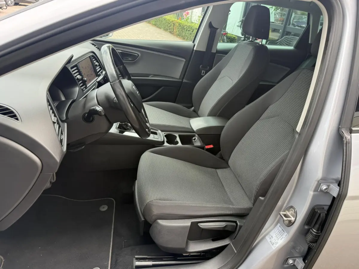1.0 EcoTSI Style CAMERA/CARPLAY *ALL-IN PRIJS*