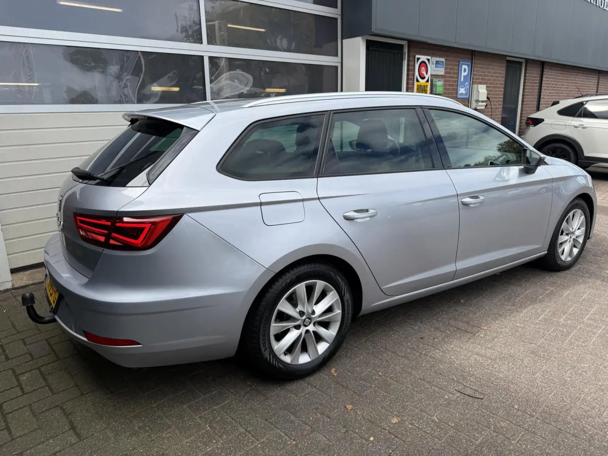 1.0 EcoTSI Style CAMERA/CARPLAY *ALL-IN PRIJS*