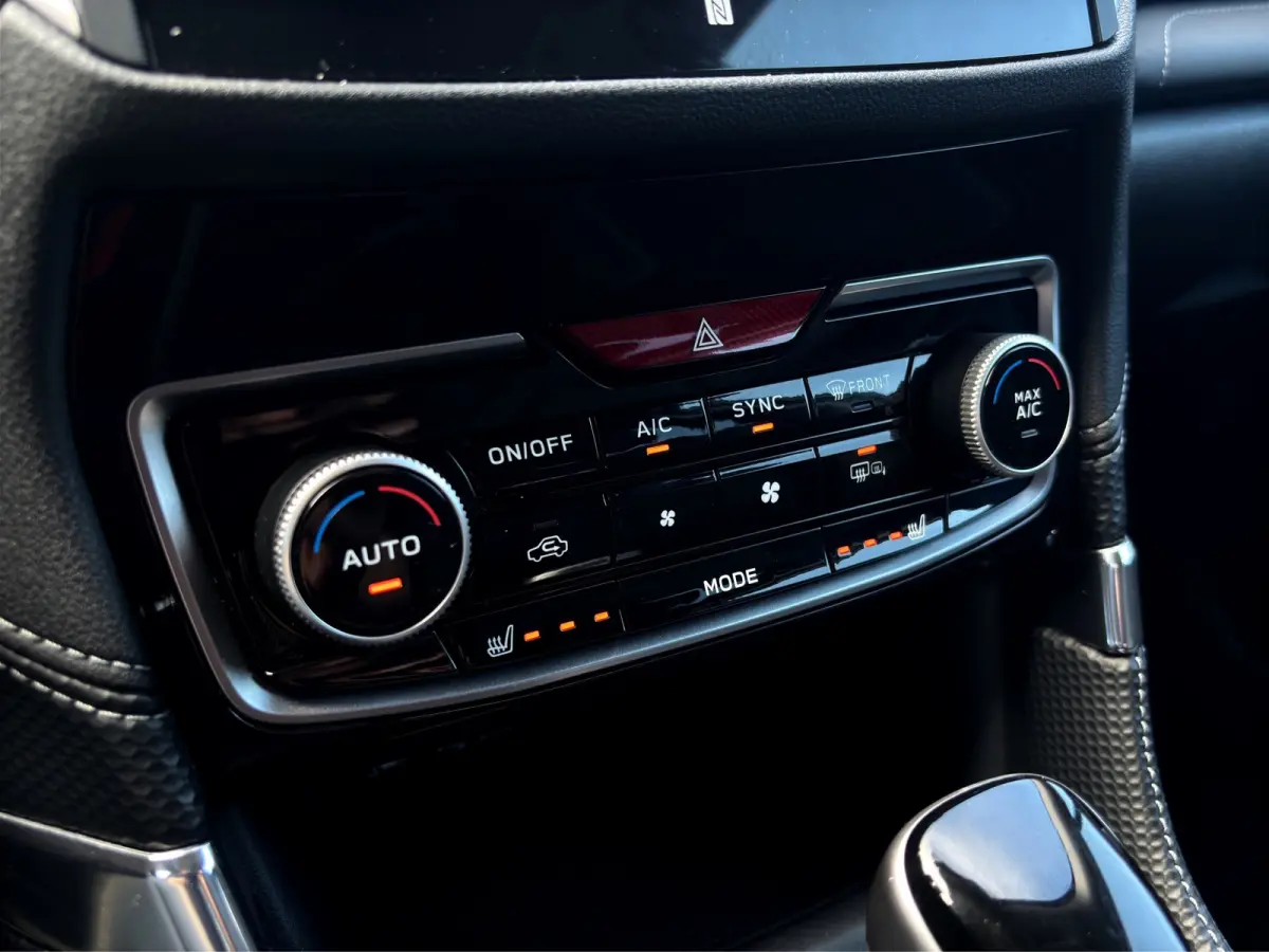 2.0i e-BOXER First Edition | Trekhaak | Panoramdak | Leder | Camera | Adap. Cruise | Apple Carplay
