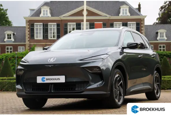 Luxury 64 kWh | 360° CAMERA | STOEL + STUURVERWARMING | ADAPTIVE CRUISE | DODE HOEK | PARK SENS V+A | ELEKTR. STOEL | STREAMINGS DIENSTEN