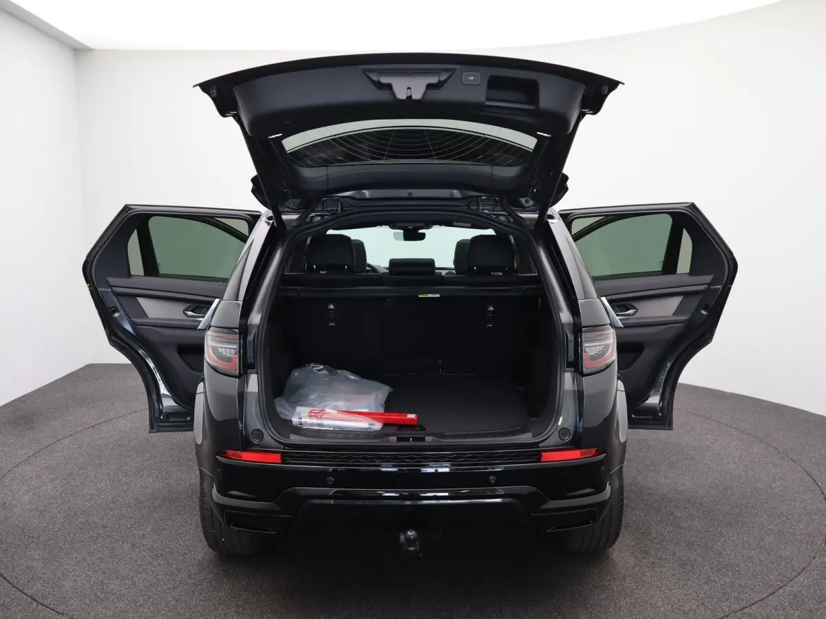 1.5 P270e PHEV Business Landmark Edition | Panoramadak | 20'' velgen | Elek. trekhaak | Cold Climate & Driver Pack |