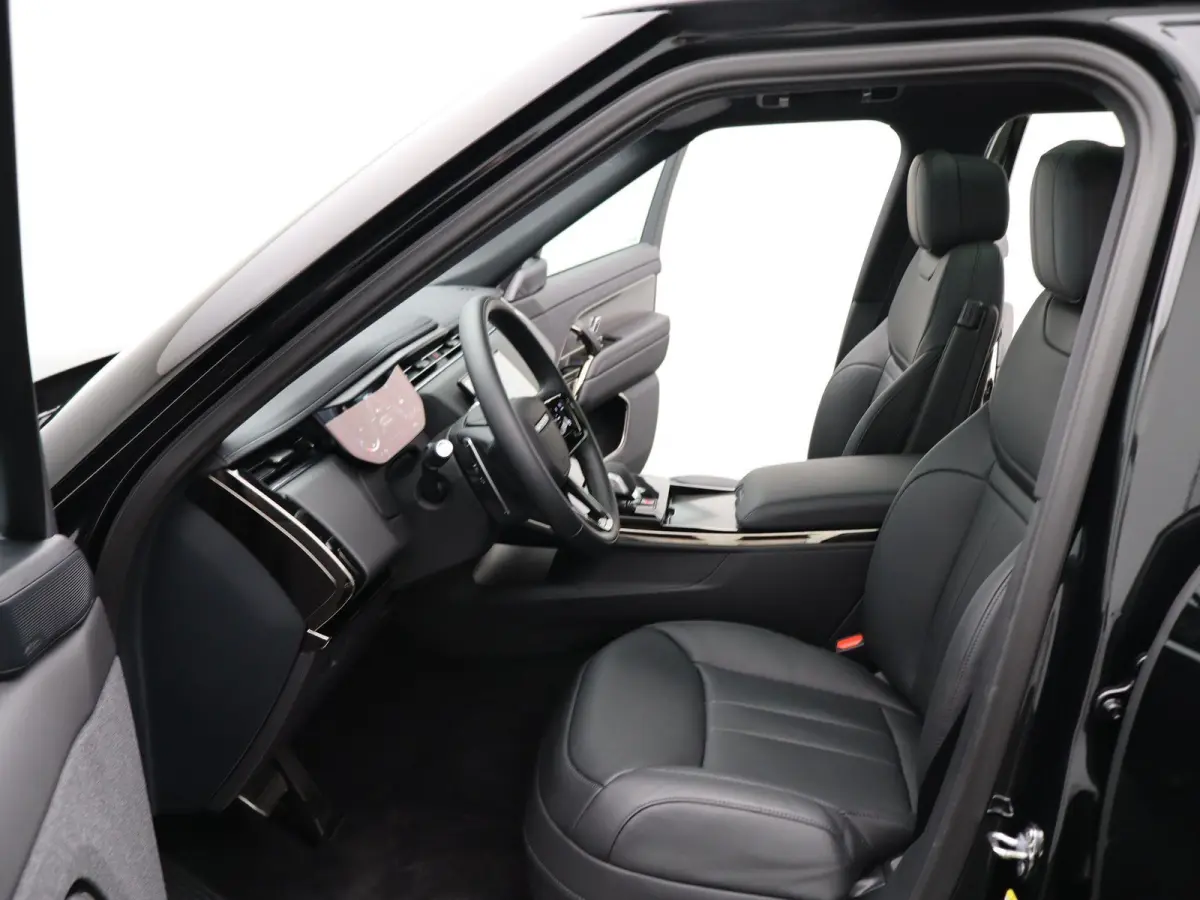 3.0 P460e Dynamic HSE PHEV | Cold Climate & Convenience Pack | Black Pack | Tow Pack (elek. trekhaak) | Privacy glas