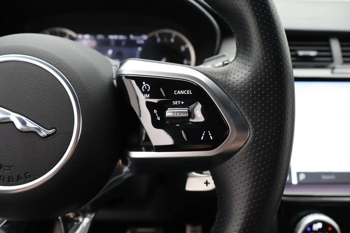 1.5 P300e AWD R-Dynamic S | Elek. trekhaak | Adaptieve CC | Elektrisch verstelb. bestuurdersstoel met geheugen |