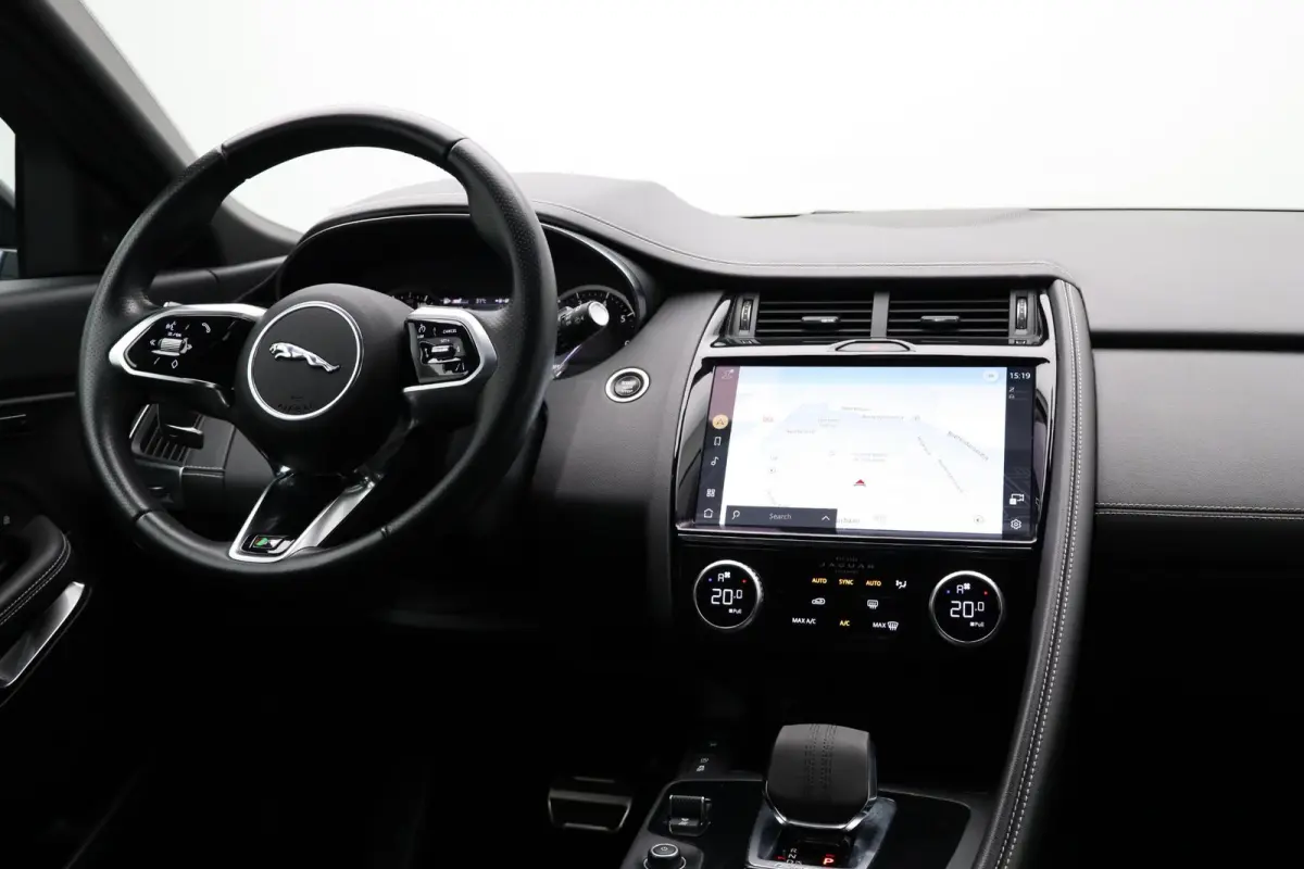 1.5 P300e AWD R-Dynamic S | Elek. trekhaak | Adaptieve CC | Elektrisch verstelb. bestuurdersstoel met geheugen |