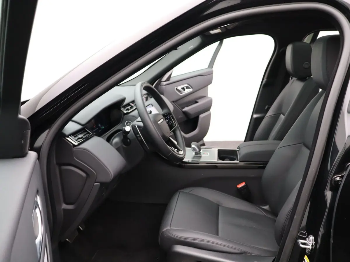 2.0 P400e AWD Dynamic SE PHEV | Panoramisch schuifdak | Cold Climate & Black Pack | Adaptieve CC | 20'' wielen |