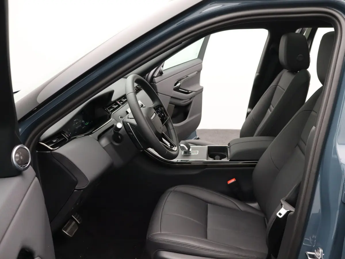 1.5 P270e PHEV AWD Business Dynamic Edition | Cold Climate & Black Pack | Panoramisch schuifdak | 20'' wielen |