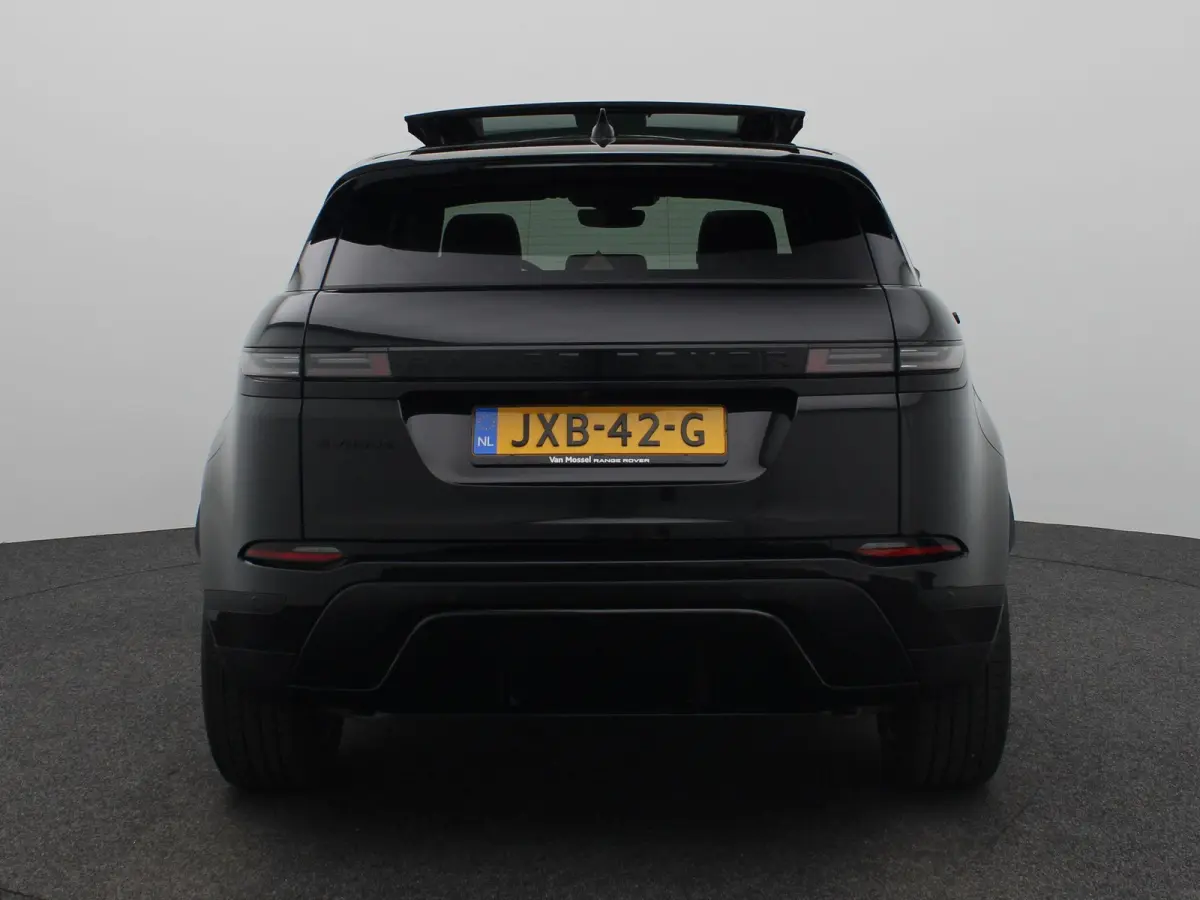 1.5 P270e PHEV AWD S | Black Exterior Pack | 3D-Surround Camera | Panorama dak | Driver Assist Pack | Privacy Glass | Verwarmbare voorstoelen |