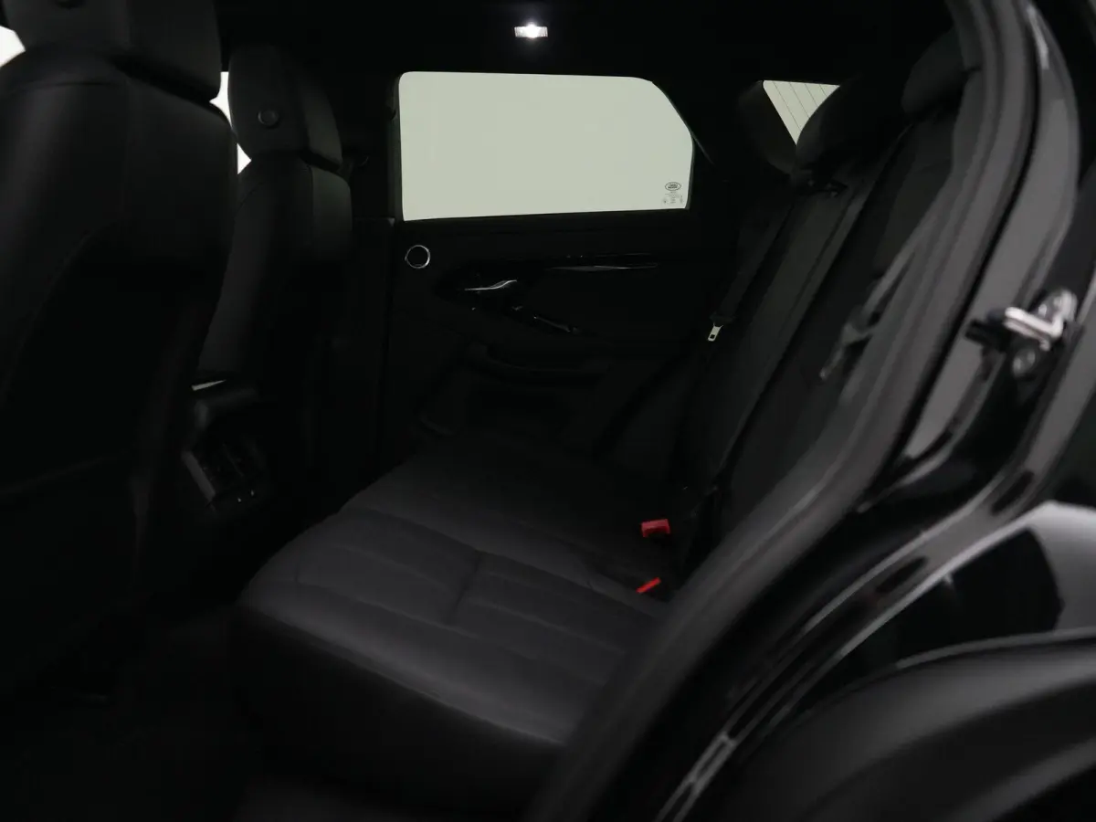 1.5 P270e PHEV AWD Business Dynamic Edition | Panoramisch schuifdak | Cold Climate & Black Pack | 20'' wielen |