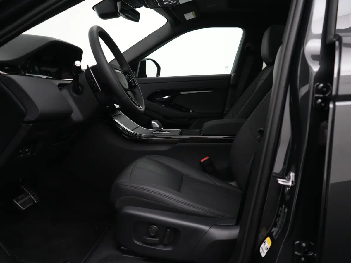 1.5 P270e PHEV AWD Business Dynamic Edition | Towing Pack | Panoramisch schuifdak | Cold Climate Pack | Black Pack