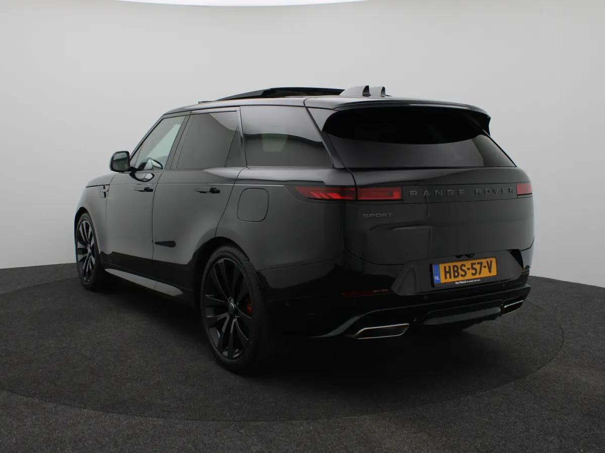 3.0 P550e Autobiography PHEV | Towing Pack | Cold Climate Pack | 23" | Privacy glass | Rode remklauwen |