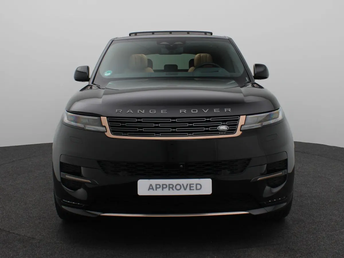 3.0 P550e Autobiography PHEV | Towing Pack | Cold Climate Pack | 23" | Privacy glass | Rode remklauwen |