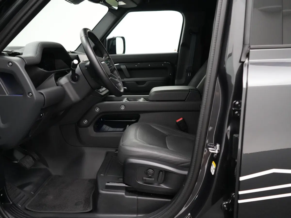 3.0 D300 MHEV X-Dynamic HSE | grijs kenteken | Advanced Towing Pack | Cold Climate Pack | Android Auto / Apple CarPlay |