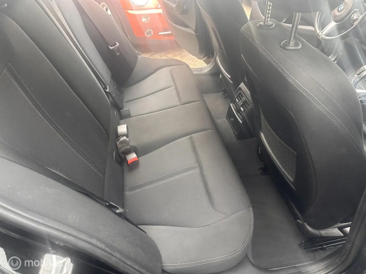 118i Corporate Lease Executive