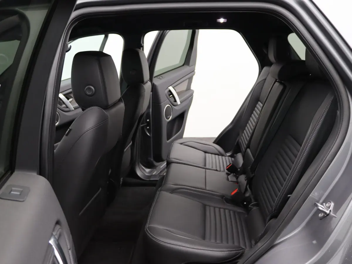 1.5 P270e PHEV Dynamic Edition | MATRIX LED | Elek. trekhaak | 20 '' | Zwarte remklauwen |