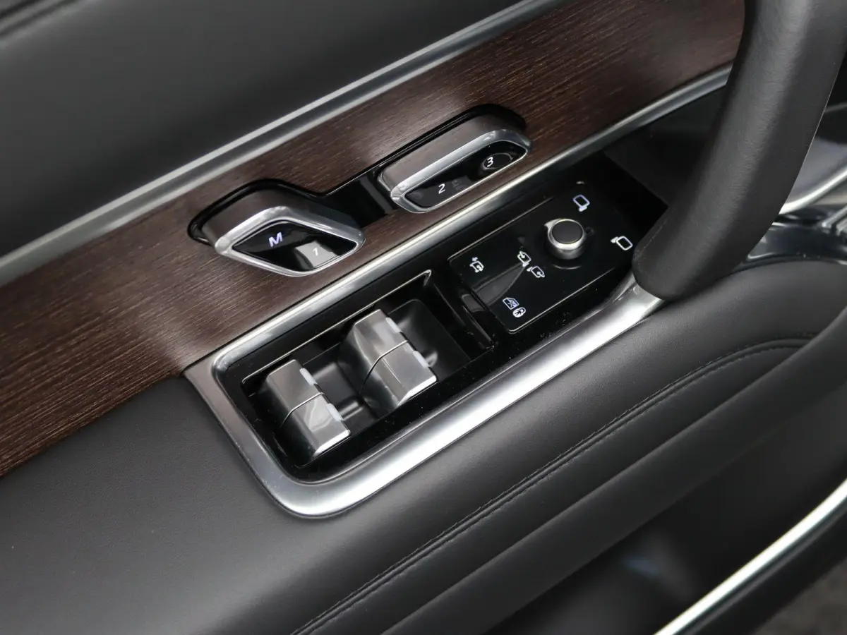 3.0 P460e SE PHEV ACTIE PRIJS | Elektrisch glazen panorama-dak | Trekhaak elektrisch uitklapbaar |