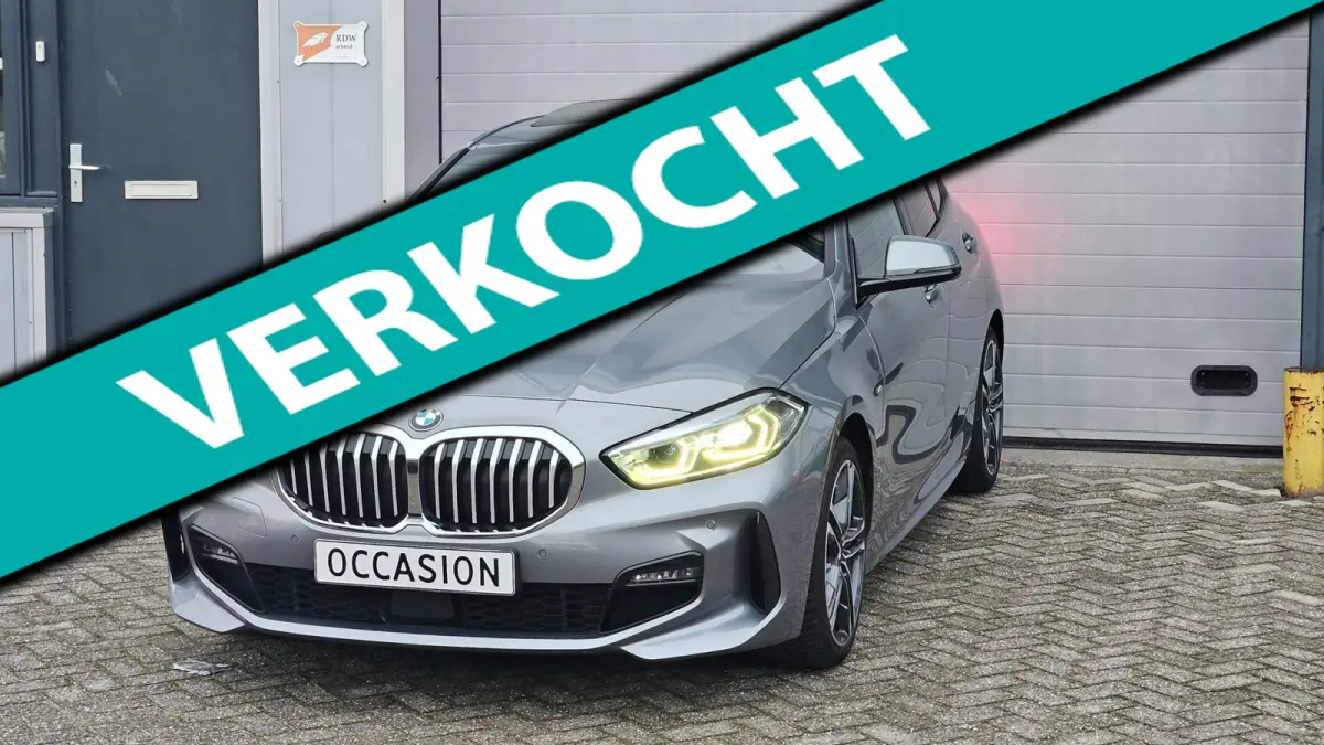 118i M-Sport | Orig. NL | PANO | Sfeerverl. | Carplay | ACC