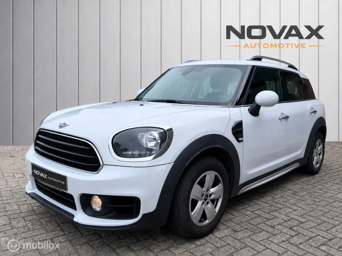 Cooper Business Edition 2018 | NAP |Benzine