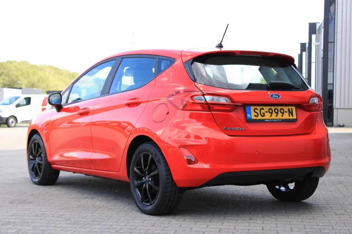 1.1 Cruisecontrol | Lane Assist | Zwarte Velgen | Airco | Nette Auto