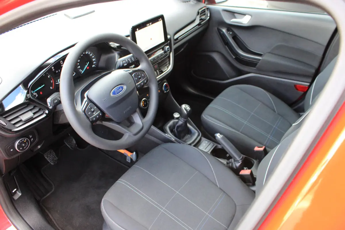 1.1 Cruisecontrol | Lane Assist | Zwarte Velgen | Airco | Nette Auto