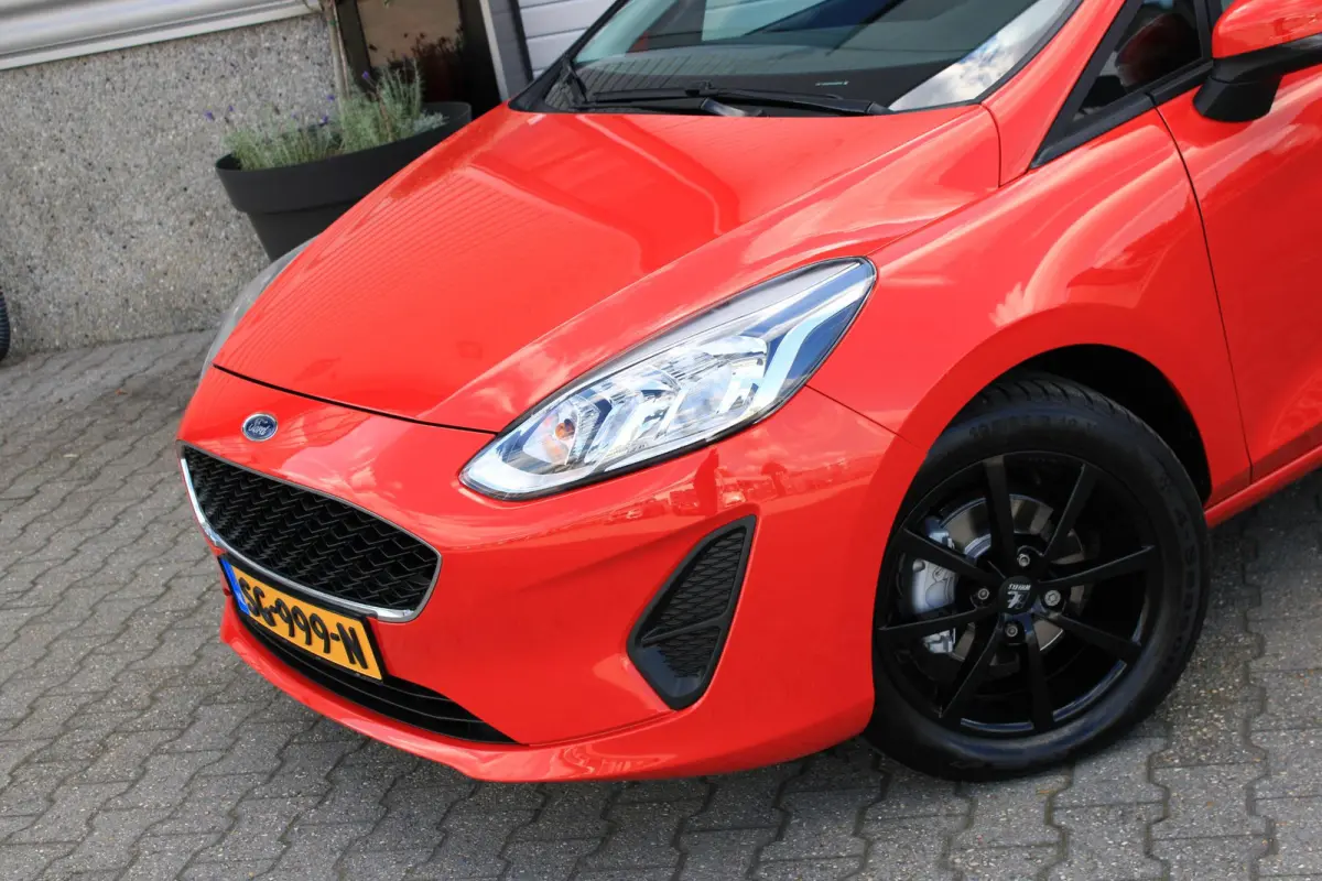 1.1 Cruisecontrol | Lane Assist | Zwarte Velgen | Airco | Nette Auto