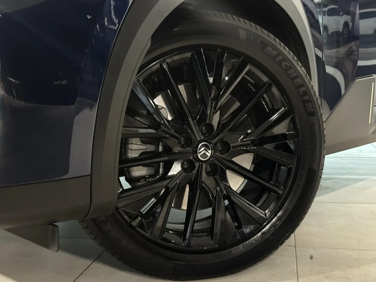 1.6 Plug-In Hybrid 225 Max