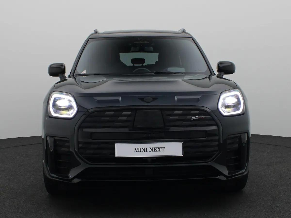 E JCW Pakket + Pakket XL + Glazen panoramadak + Driving Assistant Professional + Parking Assistant Plus + Harman Kardon + Comfort Access + 20''