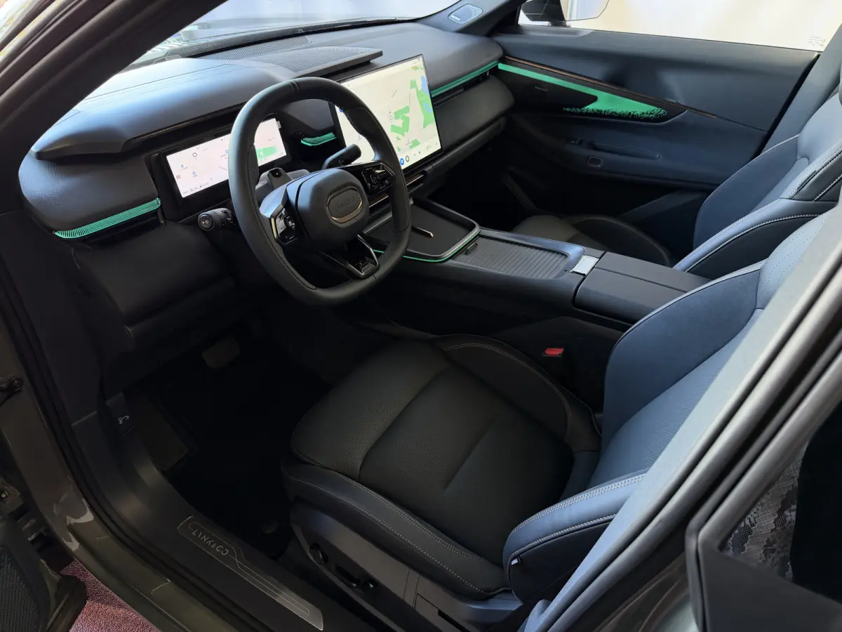 2026 MORE | 345PK PHEV | ±200KM ELEKTRISCH | DIRECT LEVERBAAR | MASSAGESTOELEN | STOELVERW./VENTILATIE | PANO | MATRIX LED | HARMAN KARDON | 360°CAM PHEV