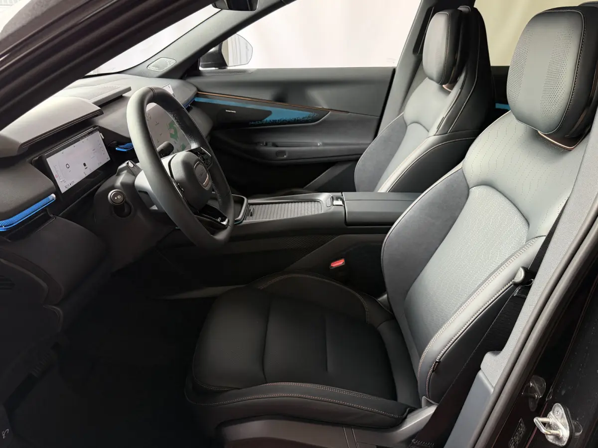 06/2026 345PK (AUG 2026) MORE HYBRIDE MASSAGE STOEL VERW/VENTILATIE PANO MATRIX LED HARMAN KARDON NIEUWE AUTO 360°CAM | PHEV
