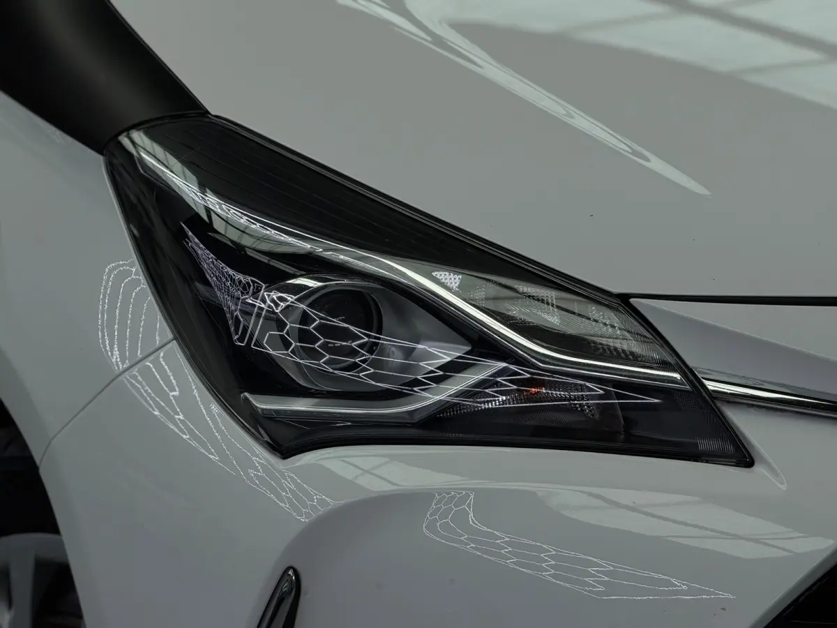 1.5 Hybrid Design Camera Navigatie