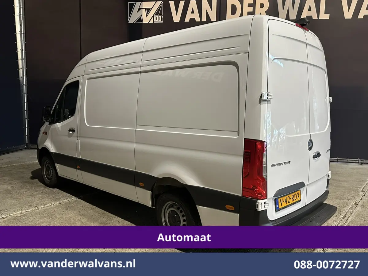 317 CDI 170pk 9G-Tronic Automaat L2H2 2025 MODEL XL MBUX Euro6 Airco | Camera | Navigatie | LED | Adaptieve Cruisecontrol Chauffeursstoel, Stoelverwarming, Parkeersensoren, Bijrijdersbank