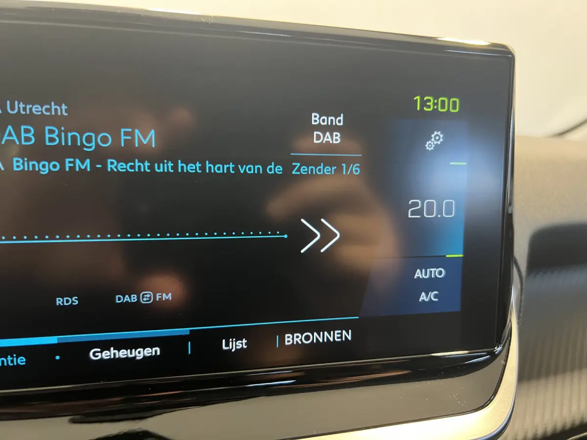 EV Allure Pack 50 kWh | SoH 93.9% | Navigatie/Android/Apple Carplay | LM Velgen 16" | Cruise Control | PDC Achter | LED Koplampen | Airco |