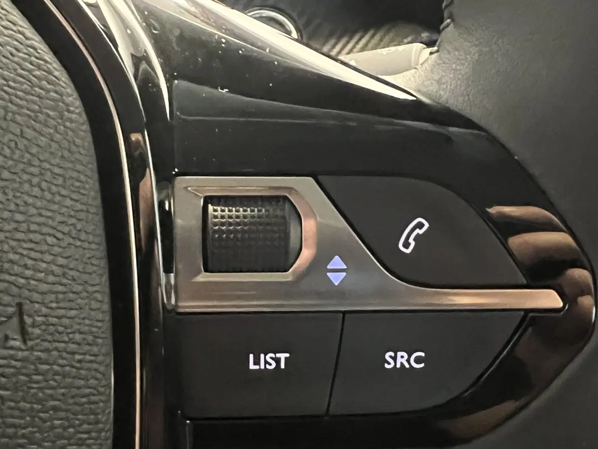 EV Allure Pack 50 kWh | SoH 93.9% | Navigatie/Android/Apple Carplay | LM Velgen 16" | Cruise Control | PDC Achter | LED Koplampen | Airco |