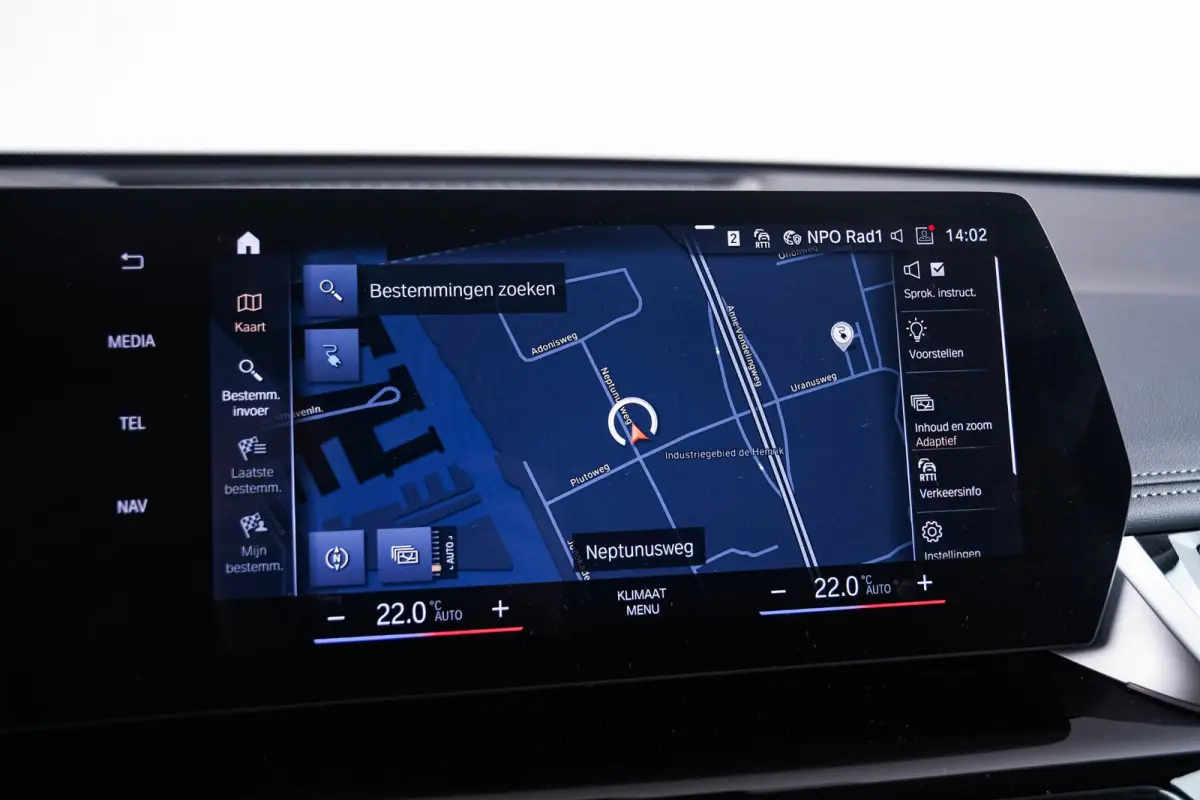 xDrive30 xLine - Comfort Access - Getinte Ruiten - Grootlichtassistent - Interieurlijst Schwarz hoogglans - Raamomlijsting BMW Individual aluminium satiniert -