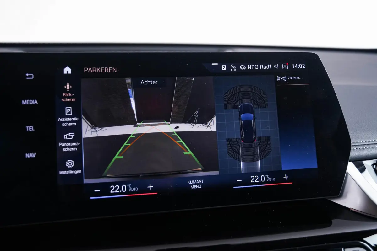 xDrive30 xLine - Comfort Access - Getinte Ruiten - Grootlichtassistent - Interieurlijst Schwarz hoogglans - Raamomlijsting BMW Individual aluminium satiniert -