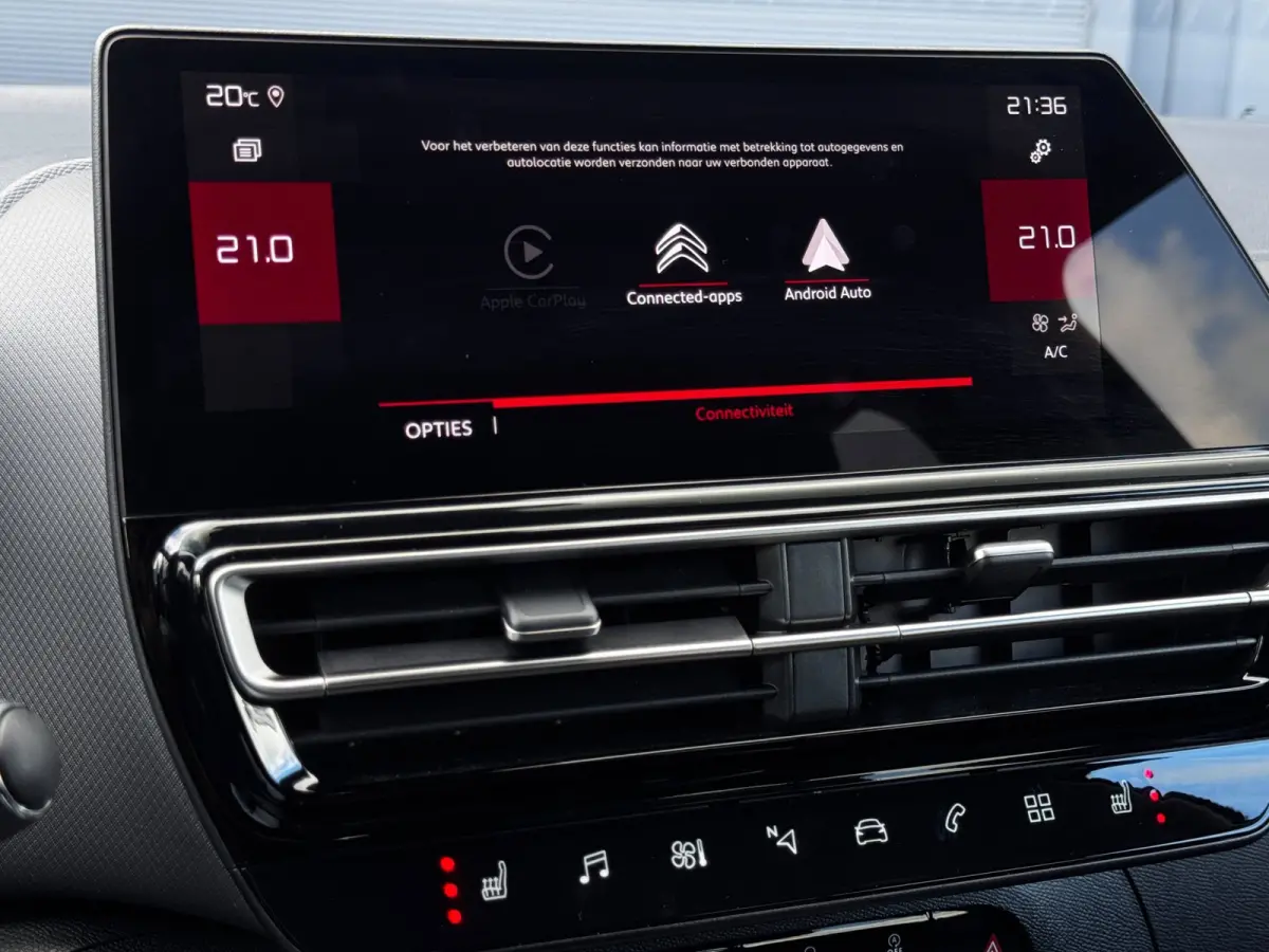 1.2 Hybrid Max | Leder / Alcantara | Camera | Stoelverwarming | Adaptive Cruise | Navigatie