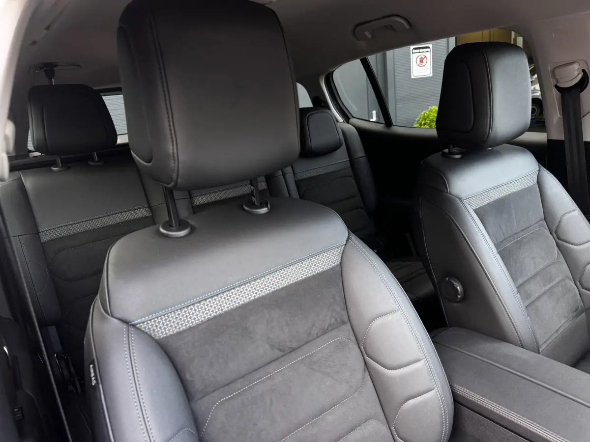 1.2 Hybrid Max | Leder / Alcantara | Camera | Stoelverwarming | Adaptive Cruise | Navigatie